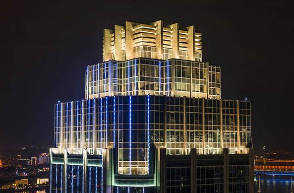 外墻燈光設(shè)計如何打造美麗夜景