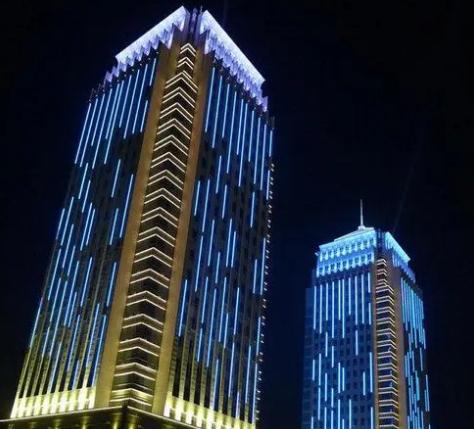 建筑亮化：打造城市夜間亮麗風景線