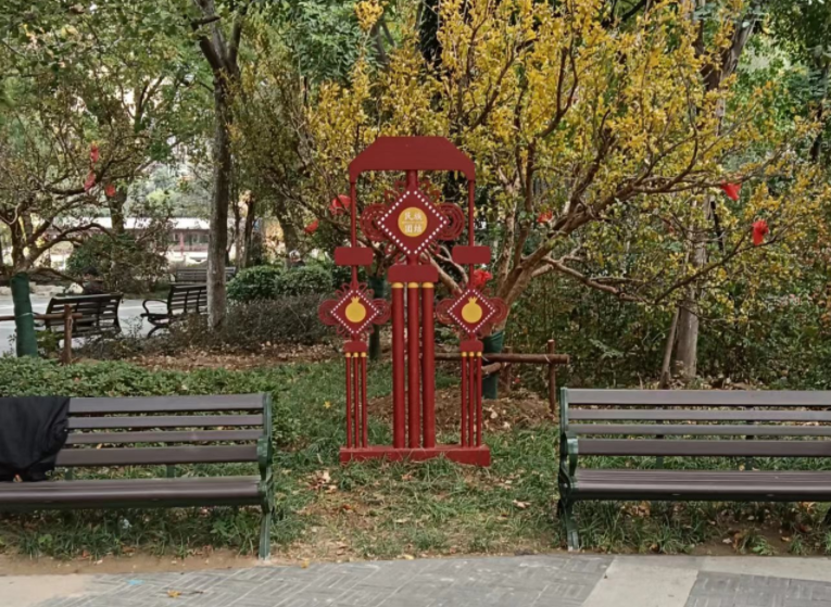 標(biāo)識(shí)牌設(shè)計(jì)公司：口袋公園的景觀設(shè)計(jì)-蘇昌標(biāo)識(shí)，行業(yè)經(jīng)驗(yàn)18年，為400+企業(yè)或市政單位提供標(biāo)識(shí)系統(tǒng)解決方案。